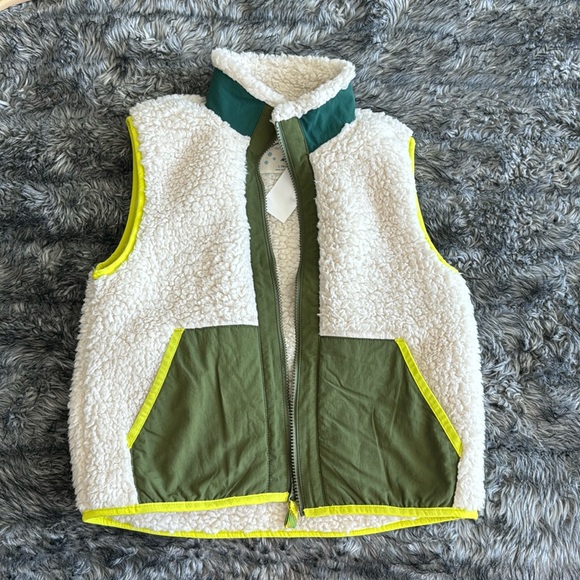 Crewcuts L boys Sherpa vest NWT - Picture 1 of 4